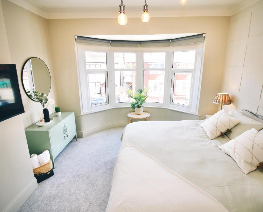 Xxhot Tubxx 4Bed Semi, Sleeps 8, 2 Bathrooms Блекпул Екстериор снимка