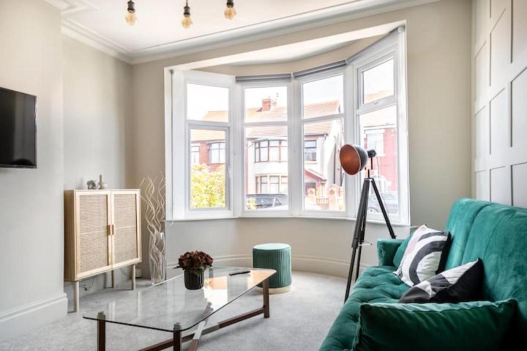 Xxhot Tubxx 4Bed Semi, Sleeps 8, 2 Bathrooms Блекпул Екстериор снимка